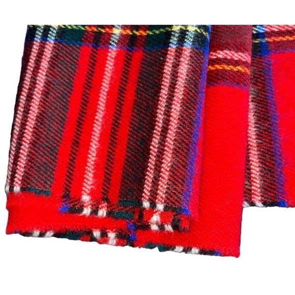 Classic Plaid Scarf by: Cashmere Look - Bid Now = Discounted Shipping - Picture 3 of 7
